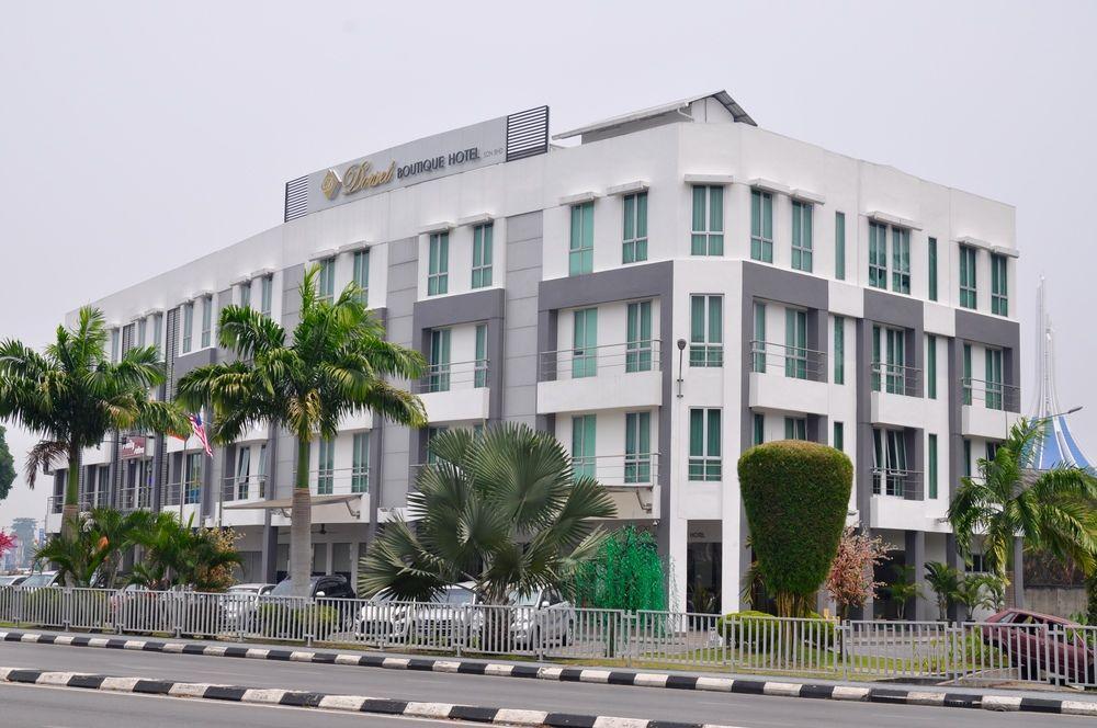 Dehome Boutique Hotel Kuching Zewnętrze zdjęcie