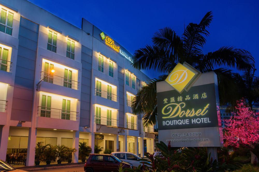Dehome Boutique Hotel Kuching Zewnętrze zdjęcie