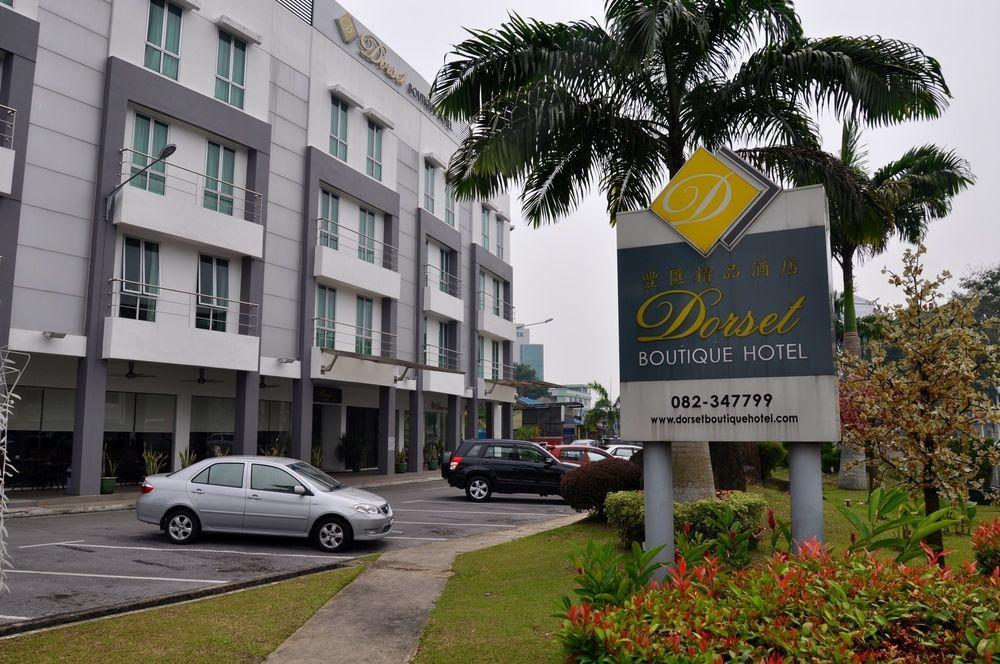 Dehome Boutique Hotel Kuching Zewnętrze zdjęcie