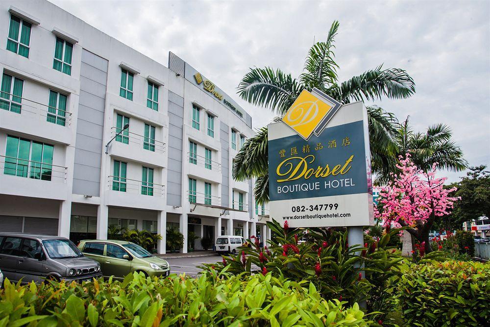 Dehome Boutique Hotel Kuching Zewnętrze zdjęcie